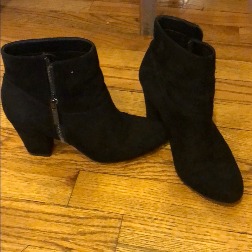 Black Suede/Velvty Bootie BCBG